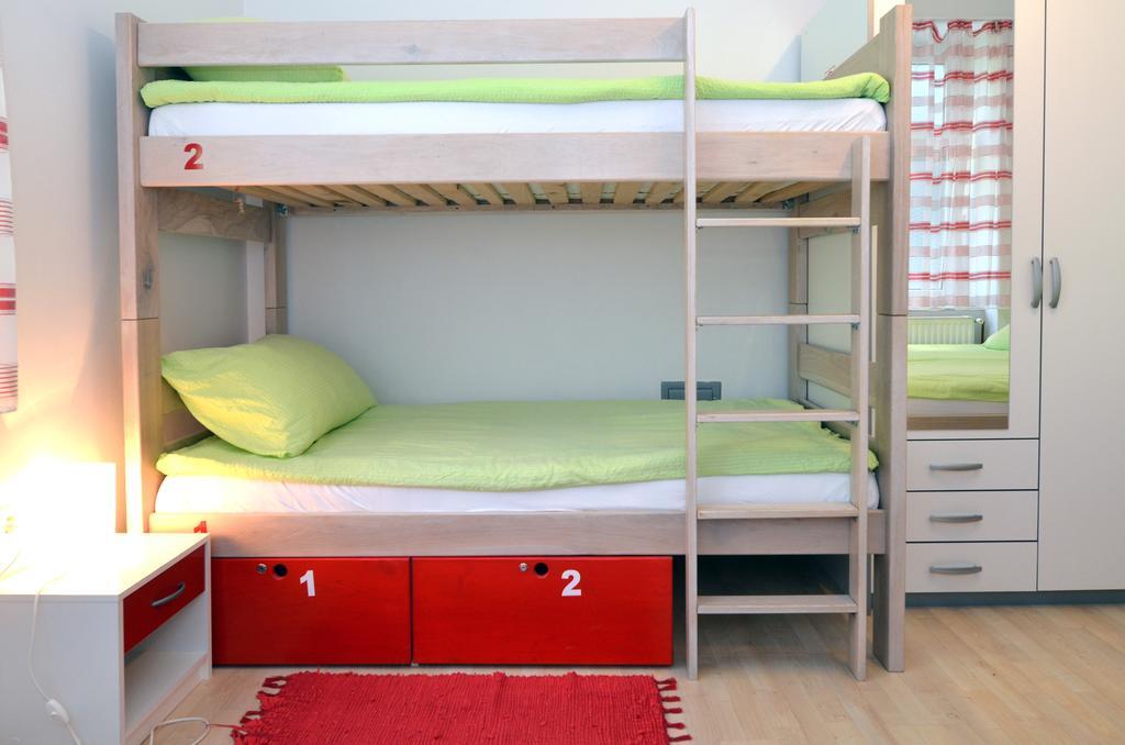 Hostel Temza Zagreb Room photo